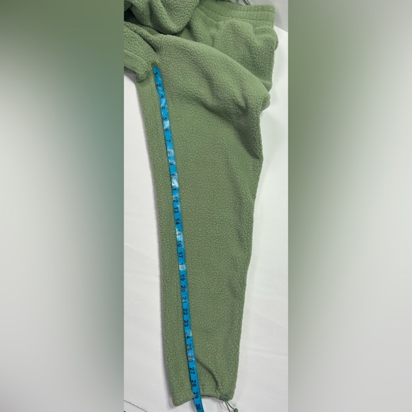 Alphalete King Jogger, Unisex Textured Plush Jogger - sage, S - Picture 8 of 10